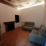 Lily House Apartment *