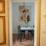 Lily House Apartman