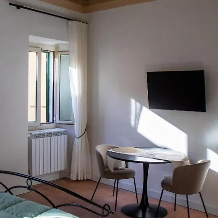 Lily House Perugia